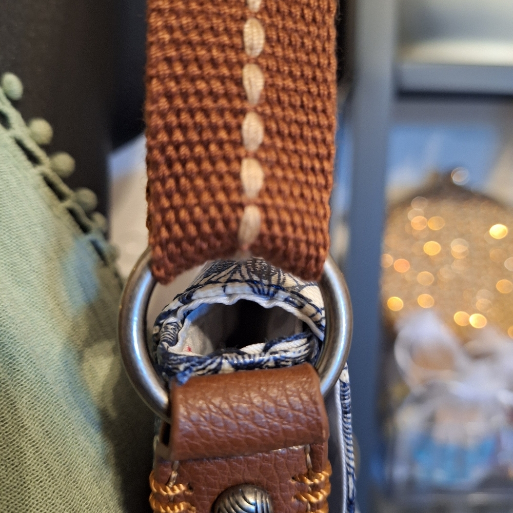 Sakroots crossbody bag - Picture 3 of 6